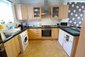 Kitchen- click for photo gallery